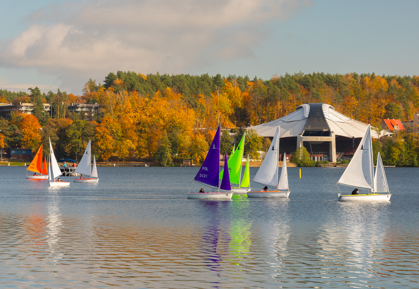 Łódka klasy Hansa 303 podczas Disabled Sailing Polish Cup w Mrągowie